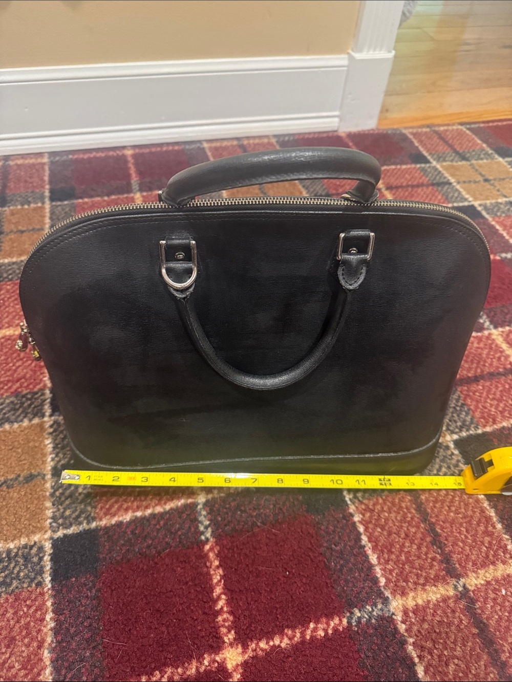 Ladies Pulicati Black Leather Top-Handle  bag w/removable strap made in Italy